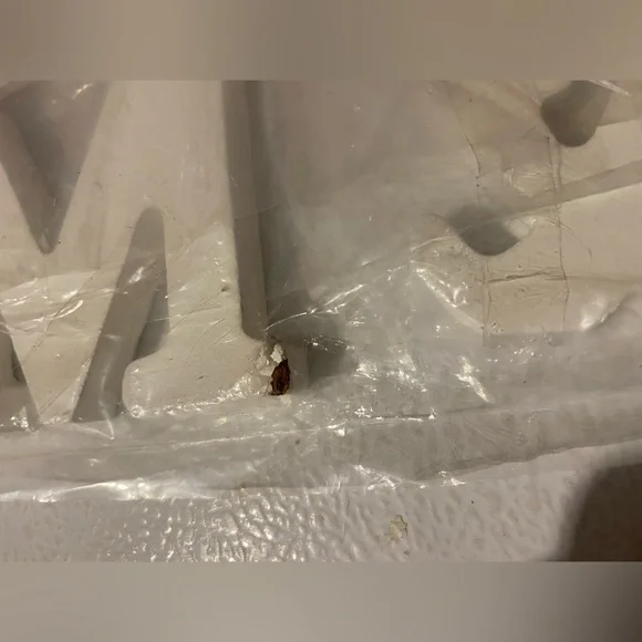 Wedding - Mr & Mrs Sign - Picture 3 of 4